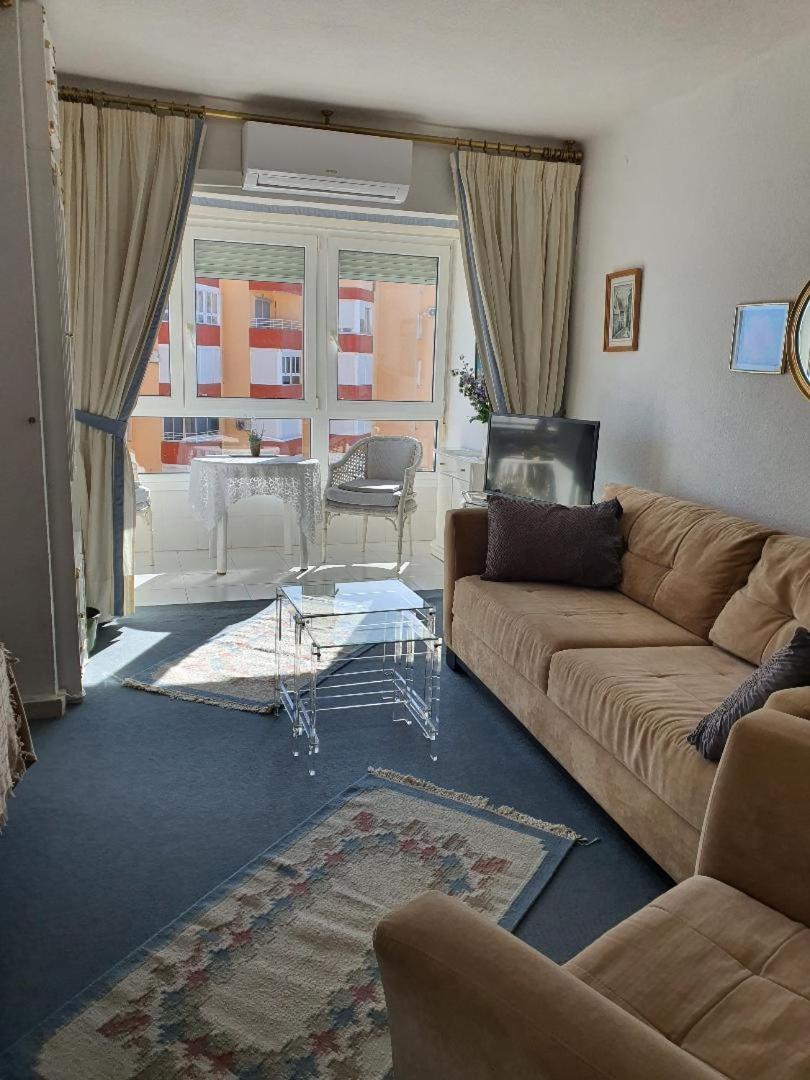 Luxury Studio Apartment 2 Night Minimum Stay Until June 31St!! Torrox Luaran gambar